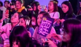 女王返场爆料视频,揭秘返场爆料视频背后的精彩瞬间